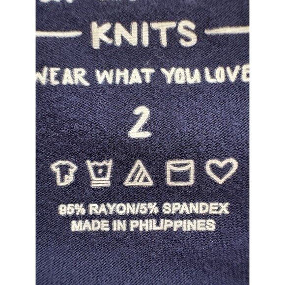 Torrid Navy Blue Design Trim V-Neck Short SL Baby Doll Womens Sz 2 Large Blouse - Picture 5 of 9